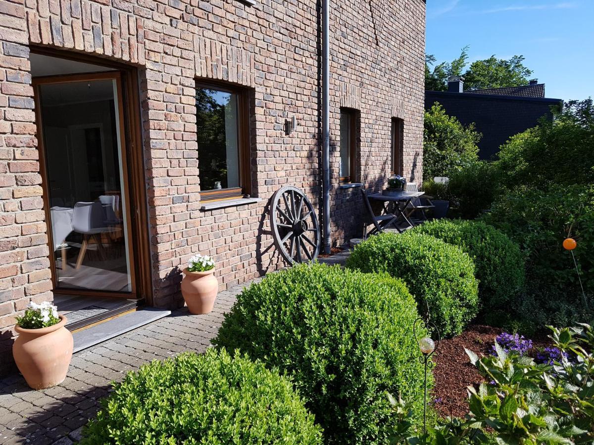 Garden & Hill Ferienwohnung Limburg Зимерат Екстериор снимка