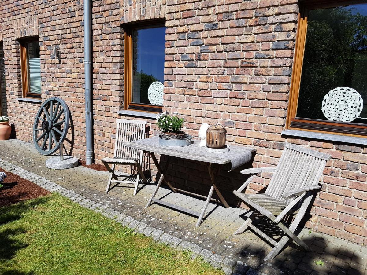 Garden & Hill Ferienwohnung Limburg Зимерат Екстериор снимка