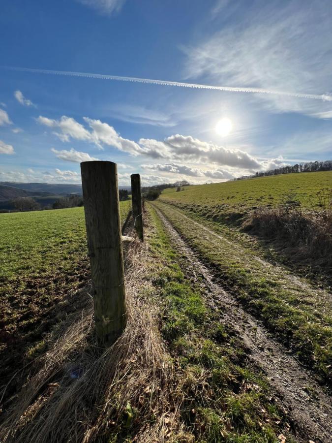 Garden & Hill Ferienwohnung Limburg Зимерат Екстериор снимка